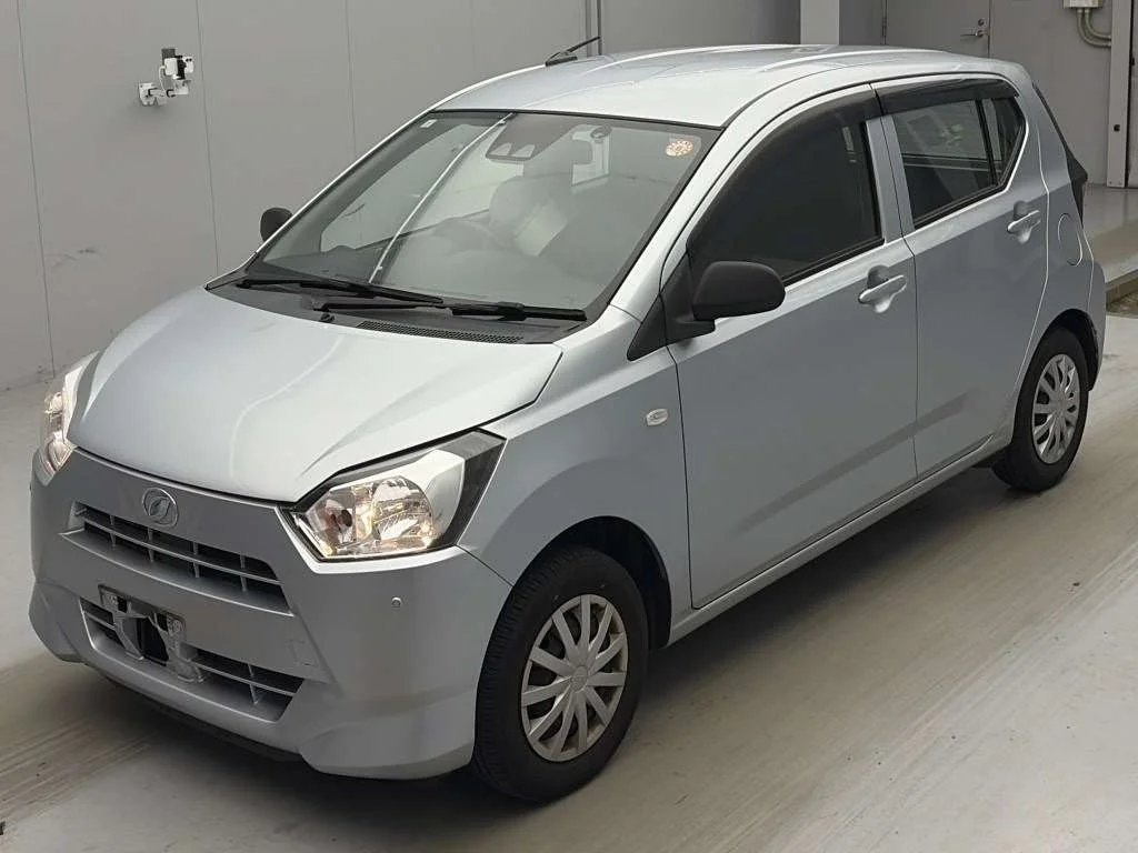 Daihatsu Mira e:S LA350S 2021